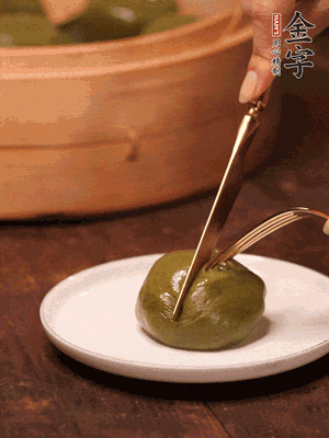 軟軟糯糯，香味可以秒殺99%的成品青團(tuán)